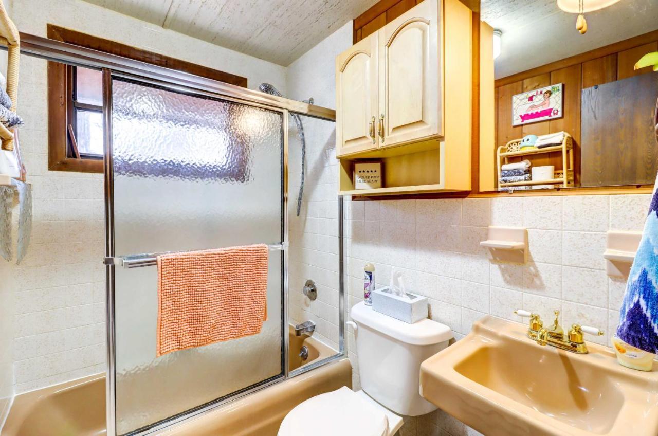 Pet-Friendly Gouldsboro Home At Big Bass Lake 외부 사진