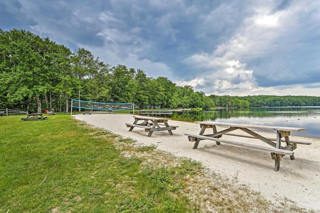 Pet-Friendly Gouldsboro Home At Big Bass Lake 외부 사진