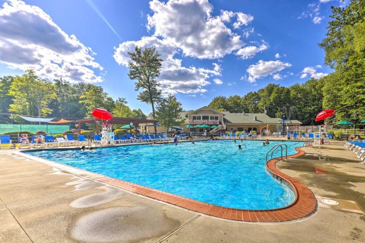 Pet-Friendly Gouldsboro Home At Big Bass Lake 외부 사진